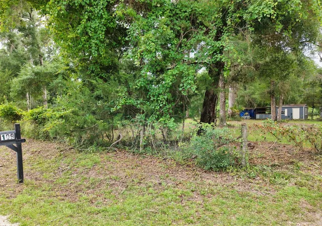 Homes for sale in Old Town, FL | 109 Ne 194th Ave, Old Town, FL 32680 | MLS# GC541120