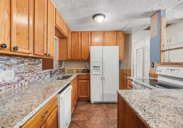 Homes for sale in Fort Meade, FL | 521 Green Cir, Fort Meade, FL 33841 | MLS# TB8518272