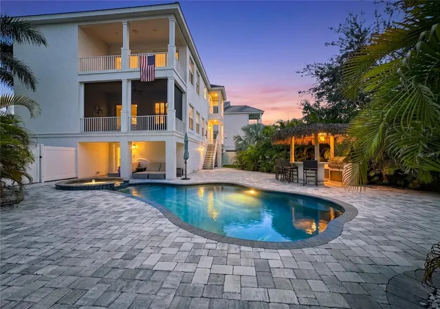 Photo 2 of Single family home for sale at 6925 Bochi Cir, Sarasota, FL 34242 | MLS# G5113633 | Listing updated on 2026-08-13