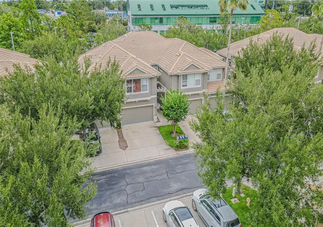 2nd image of 3331 Covered Bridge Dr E, Dunedin, FL 34698 | MLS# TB8518289