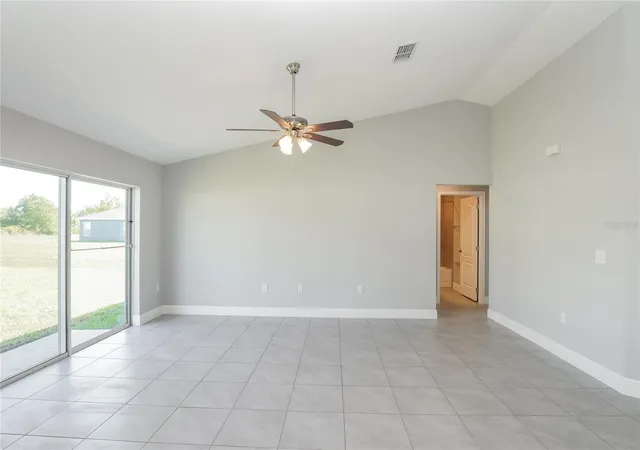 Photo 3 of Single family home for sale at 286 Beckenham Dr, Kissimmee, FL 34758 | MLS# C7527222 | Listing updated on 2026-10-15