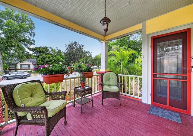 Photo 3 of Single family home for sale at 2535 15th Avenue N, St Petersburg, FL 33713 | MLS# TB8518296 | Listing updated on 2026-10-29