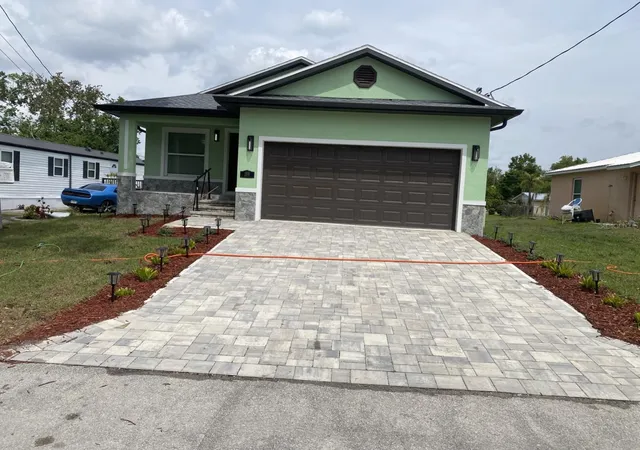 1st image of 1938 Sw Duke St, Arcadia, FL 34266 | MLS# L4962676