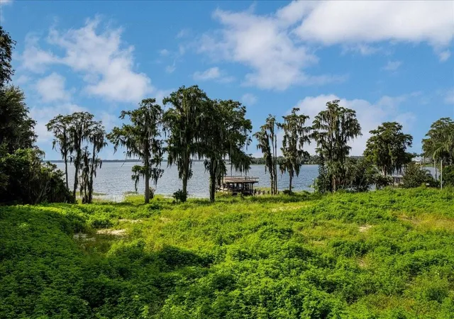 Photo 2 of Land for sale at 12422 Park Ave, Windermere, FL 34786 | MLS# O6416090 | Listing updated on 2026-06-17