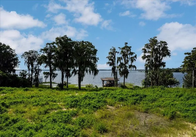 Photo 3 of Land for sale at 12422 Park Ave, Windermere, FL 34786 | MLS# O6416090 | Listing updated on 2026-06-17