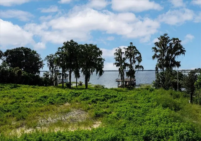 Photo 4 of Land for sale at 12422 Park Ave, Windermere, FL 34786 | MLS# O6416090 | Listing updated on 2026-06-17