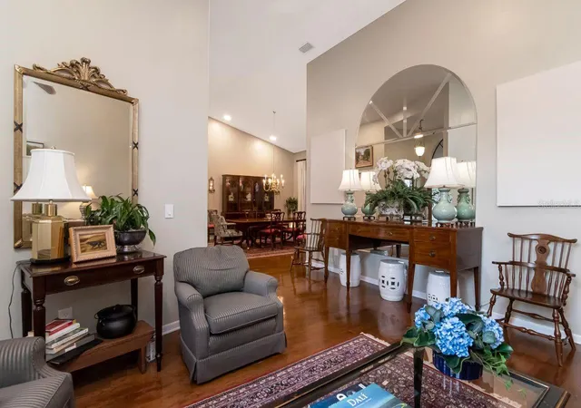 5th image of 3306 Westmoreland Dr, Tampa, FL 33618 | MLS# TB8518305