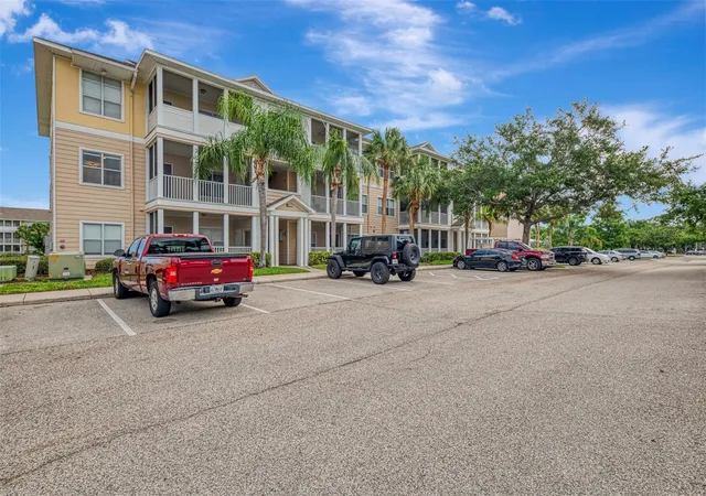 2nd image of 4802 51St St W #1903, Bradenton, FL 34210 | MLS# A4696807