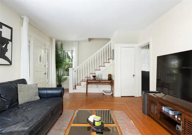 Photo 3 of Single family home for sale at 540 11th Avenue N, Saint Petersburg, FL 33701 | MLS# A4696808 | Listing updated on 2026-07-16