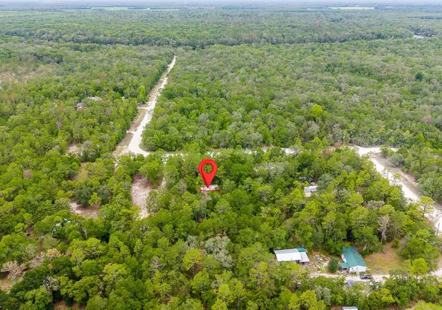 Homes for sale in Bell, FL | 550 Nw 73rd Wy, Bell, FL 32619 | MLS# GC541127