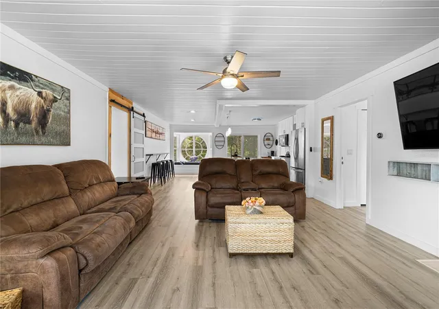 Photo 4 of Single family home for sale at 2409 Lake Tiny Rd, Deltona, FL 32738 | MLS# S5151762 | Listing updated on 2026-06-16