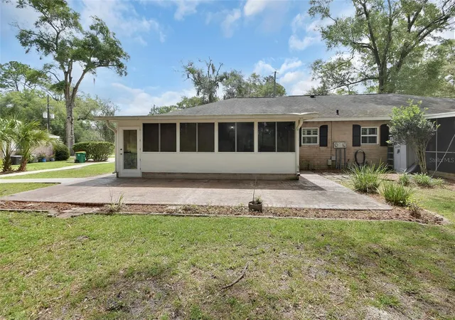 Photo 3 of Condo for sale at 720 S Hill Ave #8B, Deland, FL 32724 | MLS# V4949623 | Listing updated on 2026-09-05