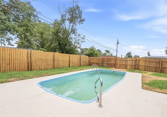 Homes for sale in Holiday, FL | 2048 Hess Dr, Holiday, FL 34691 | MLS# TB8518342