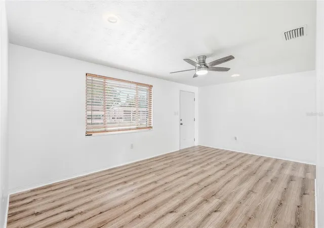 Homes for sale in Holiday, FL | 2048 Hess Dr, Holiday, FL 34691 | MLS# TB8518342