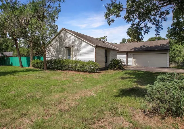 Homes for sale in Oviedo, FL | 3020 Division St, Oviedo, FL 32765 | MLS# O6416133