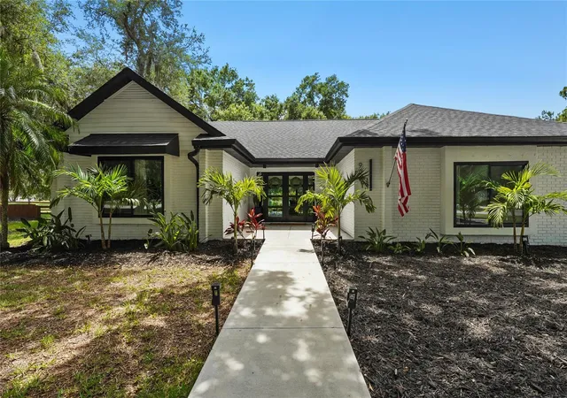 2nd image of 906 136th St E, Bradenton, FL 34212 | MLS# A4696824