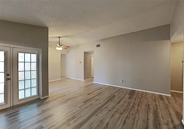 Photo 4 of Single family home for sale at 11532 Benbow Ct, Orlando, FL 32837 | MLS# C7527232 | Listing updated on 2026-10-29