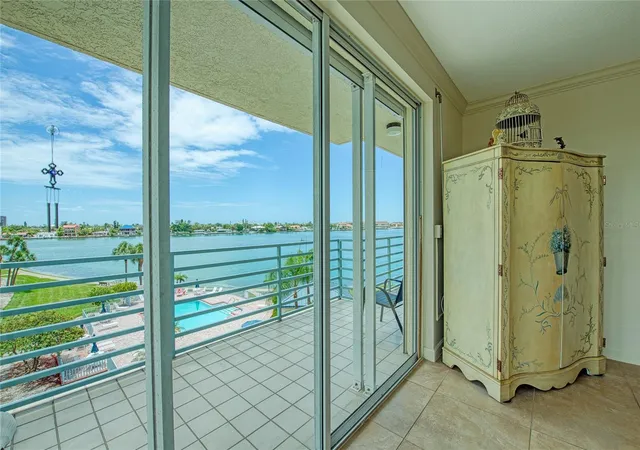 Homes for sale in South Pasadena, FL | 7974 Sailboat Key Blvd S #301, South Pasadena, FL 33707 | MLS# TB8518361