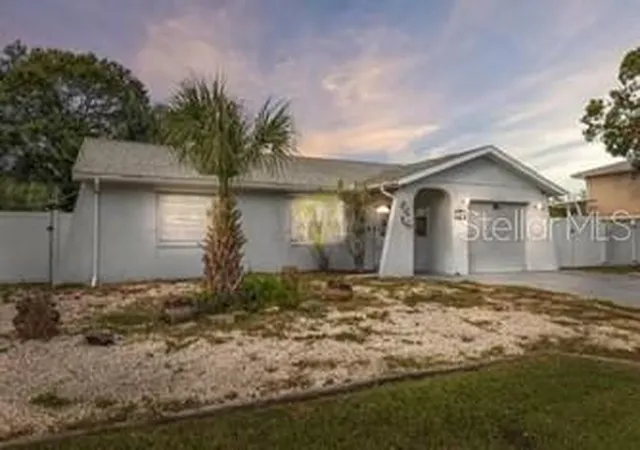 Homes for sale in Palmetto, FL | 344 50th St W, Palmetto, FL 34221 | MLS# W7886665