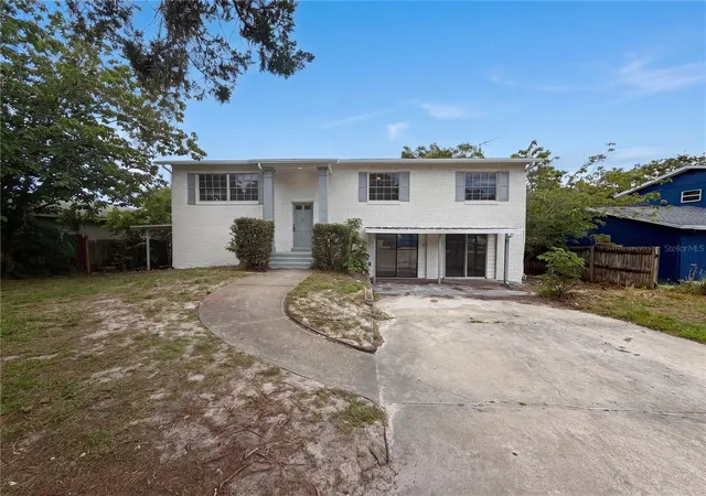 1st image of 333 E Chelsea St, Deland, FL 32724 | MLS# O6416146