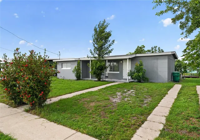 Homes for sale in Port Charlotte, FL | 691 Sharon Cir, Port Charlotte, FL 33952 | MLS# A4696840