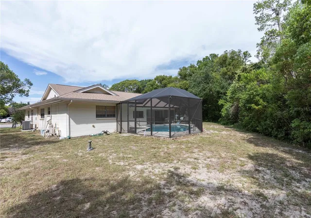 3rd image of 12101 Longstrap Ln, Hudson, FL 34667 | MLS# W7886666
