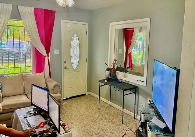 Photo 4 of Single family home for sale at 1709 E N Bay St, Tampa, FL 33610 | MLS# TB8518405 | Listing updated on 2026-08-11