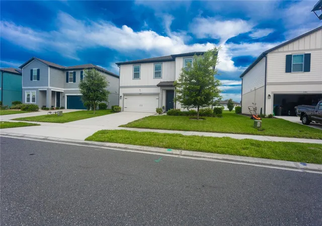 Photo 3 of Single family home for sale at 1187 Pearl Tree Rd, Deltona, FL 32725 | MLS# O6416176 | Listing updated on 2026-07-11