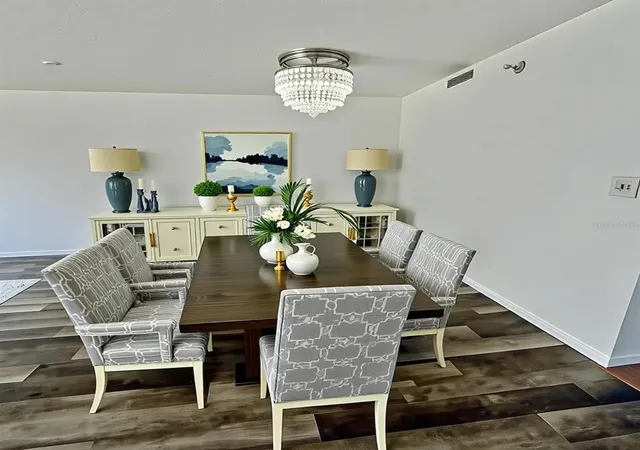 Photo 3 of Condo for sale at 201 W Laurel St #703, Tampa, FL 33602 | MLS# TB8518426 | Listing updated on 2026-08-07