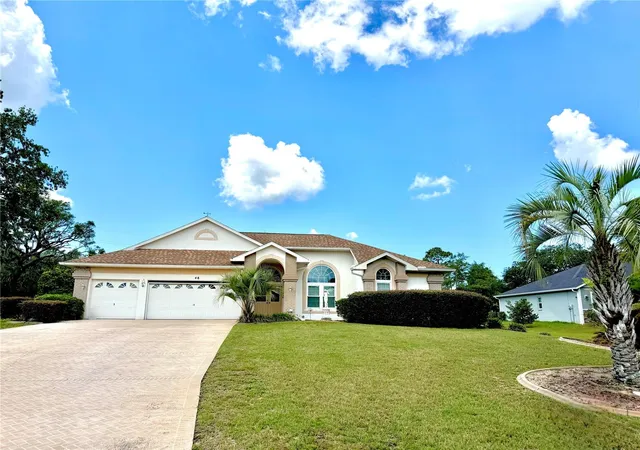 Homes for sale in Lecanto, FL | 48 N Crystal Meadow Path, Lecanto, FL 34461 | MLS# TB8518433