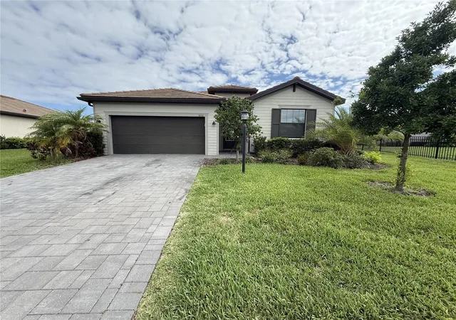 Photo 1 of Single family home for sale at 5132 Coral Reef Way, Bradenton, FL 34211 | MLS# A4696856 | Listing updated on 2026-08-25