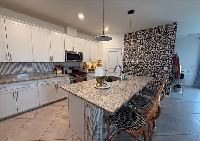 Photo 3 of Single family home for sale at 5132 Coral Reef Way, Bradenton, FL 34211 | MLS# A4696856 | Listing updated on 2026-08-25