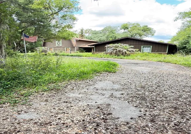 3rd image of 2260 Hontoon Rd, Deland, FL 32720 | MLS# OM726504