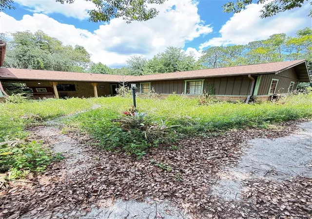 4th image of 2260 Hontoon Rd, Deland, FL 32720 | MLS# OM726504