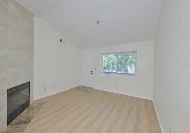 Photo 4 of Condo for sale at 10265 Gandy Blvd N #1006, St Petersburg, FL 33702 | MLS# TB8518477 | Listing updated on 2026-06-12
