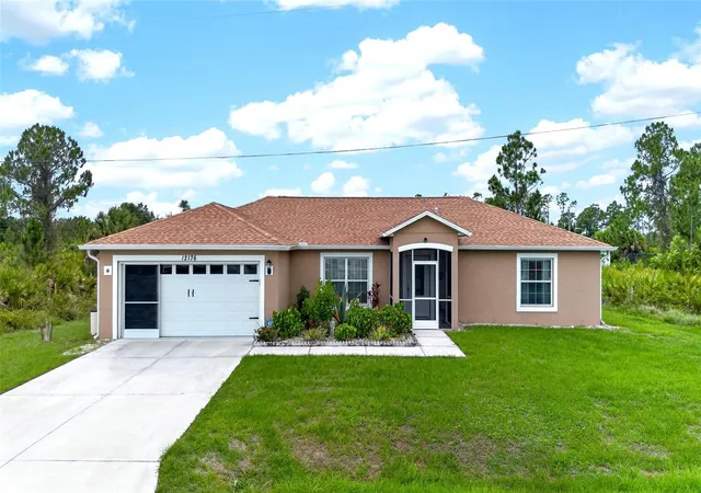 Homes for sale in Port Charlotte, FL | 12176 Appleberg Cir, Port Charlotte, FL 33981 | MLS# A4696867