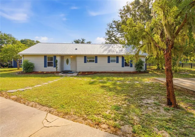 Homes for sale in Weirsdale, FL | 16723 Se 173rd Terrace Rd, Weirsdale, FL 32195 | MLS# O6416233