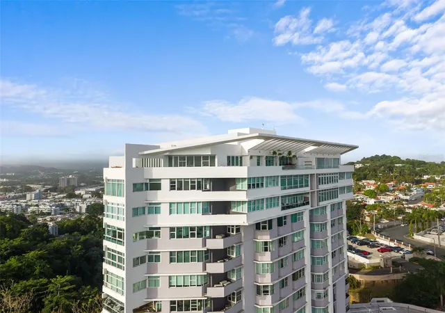Homes for sale in Guaynabo, PR | 14 Rd 833, La Cima #PH 1901, Guaynabo, PR 00969 | MLS# PR9122049