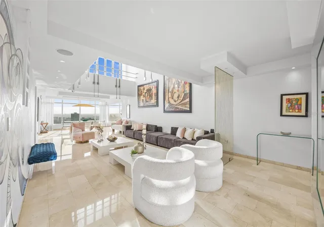 Homes for sale in Guaynabo, PR | 14 Rd 833, La Cima #PH 1901, Guaynabo, PR 00969 | MLS# PR9122049