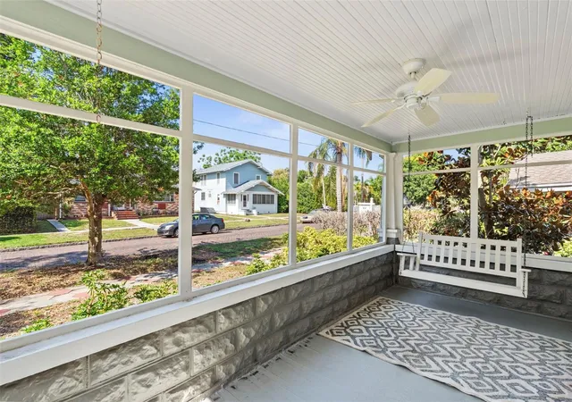 Photo 3 of Single family home for sale at 205 12th Avenue N, Saint Petersburg, FL 33701 | MLS# A4696875 | Listing updated on 2026-08-21