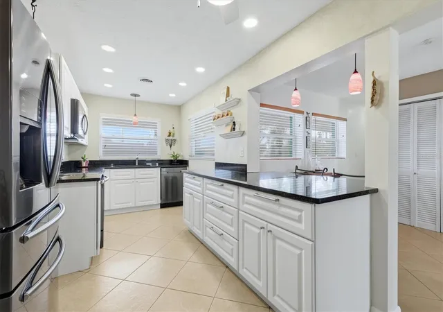 Photo 3 of Single family home for sale at 3612 S Lockwood Ridge Rd, Sarasota, FL 34239 | MLS# A4696876 | Listing updated on 2026-10-01
