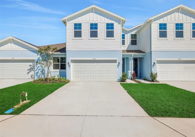 Photo 2 of Townhouse for sale at 7534 Sea Oak Ct, Parrish, FL 34219 | MLS# G5113651 | Listing updated on 2026-10-15
