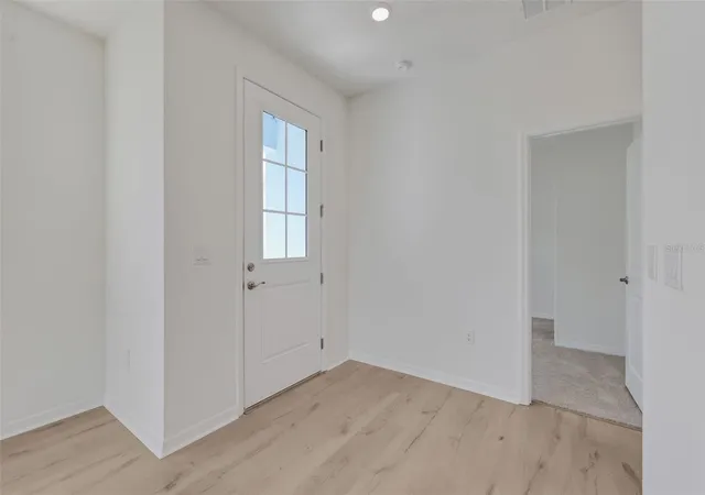 Photo 4 of Townhouse for sale at 7542 Sea Oak Ct, Parrish, FL 34219 | MLS# G5113654 | Listing updated on 2026-10-15