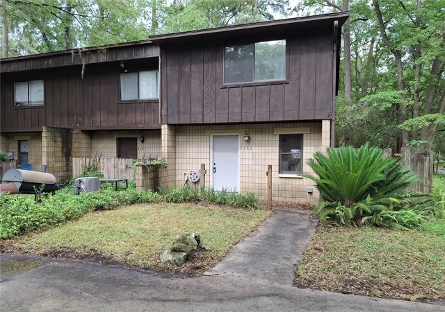 Homes for sale in Gainesville, FL | 4333 Sw 69th Ter, Gainesville, FL 32608 | MLS# GC541135