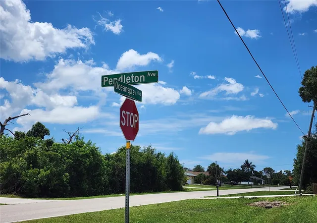 28th image of 11256 Pendleton Ave, Englewood, FL 34224 | MLS# D6147779
