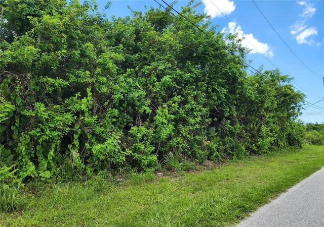 5th image of 11256 Pendleton Ave, Englewood, FL 34224 | MLS# D6147779