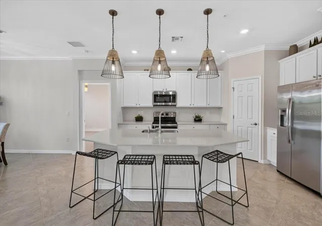 Listing Photo 5 - Condo for sale in building located at 10059 Crooked Creek Dr, VENICE, FL 34293 - Unit #202