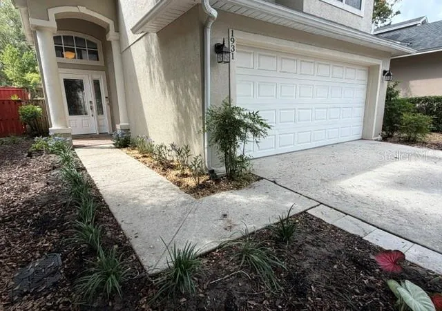 Photo 4 of Single family home for sale at 1931 Lost Spring Ct, Longwood, FL 32779 | MLS# O6416262 | Listing updated on 2026-10-01