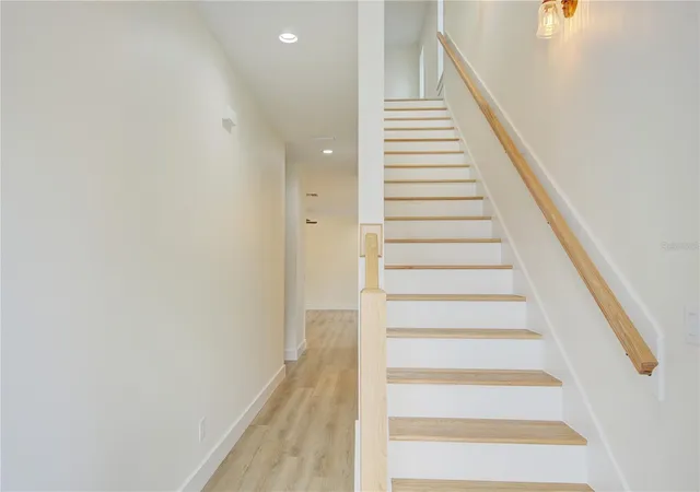 5th image of 1316 E 9Th Ave, Mount Dora, FL 32757 | MLS# O6416275