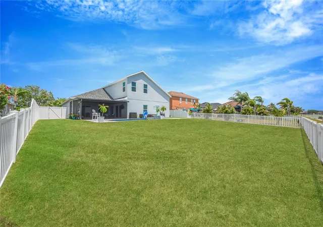 Homes for sale in Ruskin, FL | 1548 Mira Lago Cir, Ruskin, FL 33570 | MLS# TB8518532